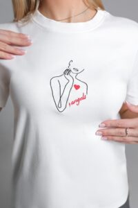 biala-koszulka-z-haftem-4angels-2